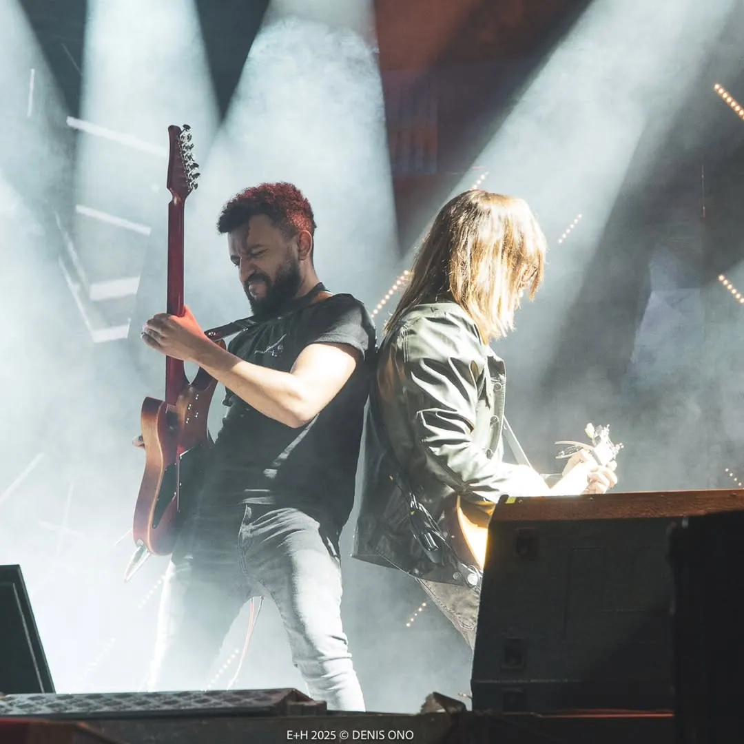 Natan Oliveira e Edson no palco
